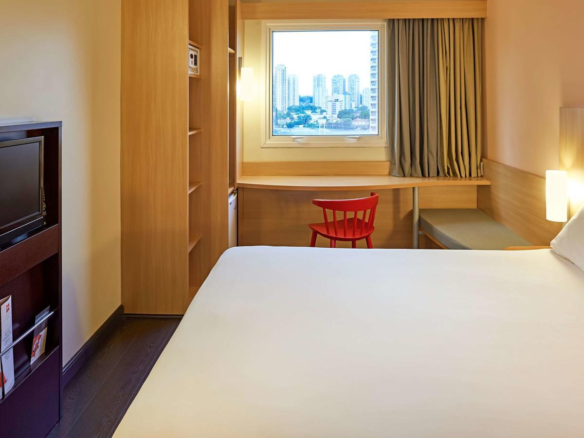 Ibis Sao Paulo Morumbi Habitación foto
